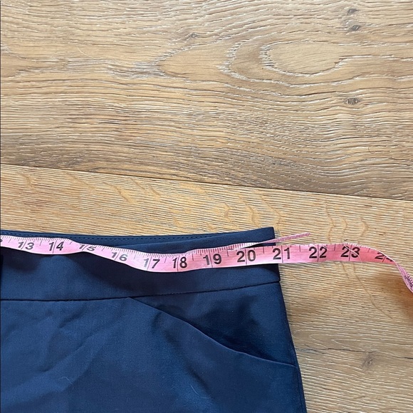 Lafayette 148 New York size 18 Navy Dress Pants wool
Blend trousers - Picture 5 of 9